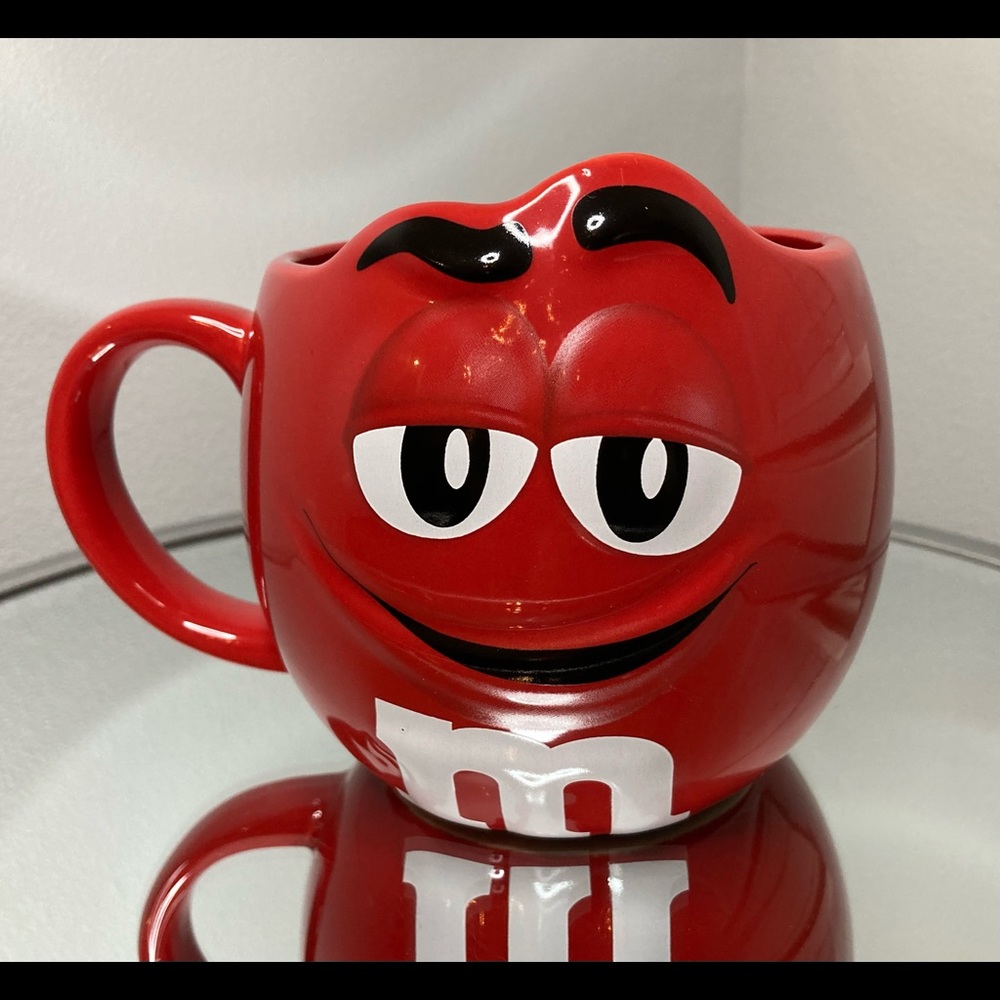NEW - 3D Collectible Mug (red).